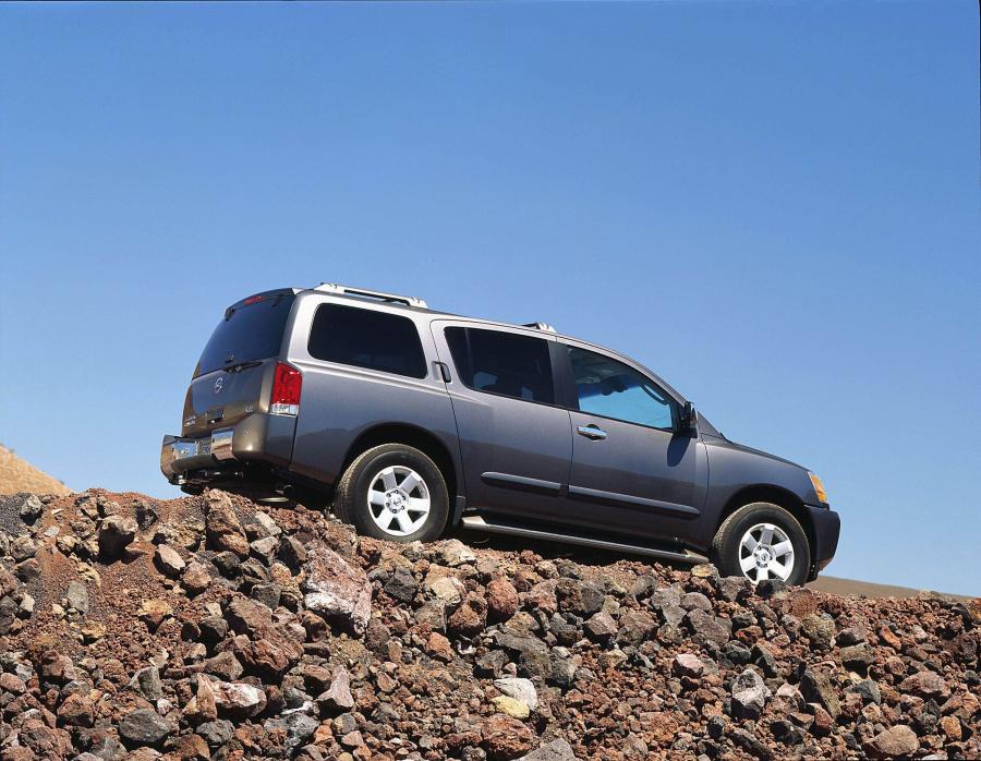  Nissan Pathfinder Armada SE 2004 года  (фото 12 из 13)